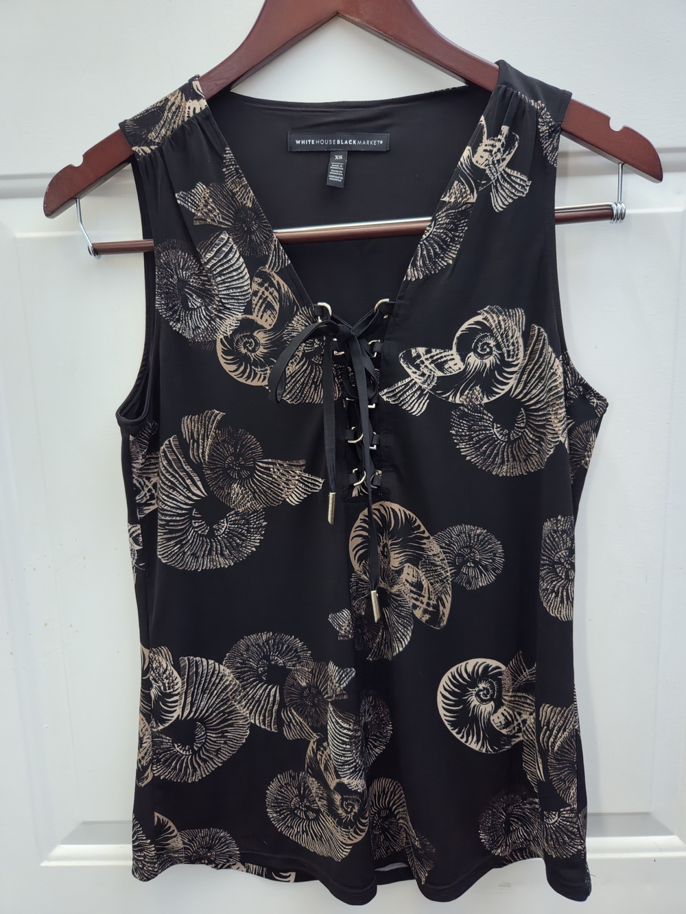 White House Black Market Black Lace-Up Shell Top with Beige Print